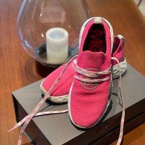 G4 Ladies golf shoe! Great shape, super comfortable. Size 9 with G4 box!